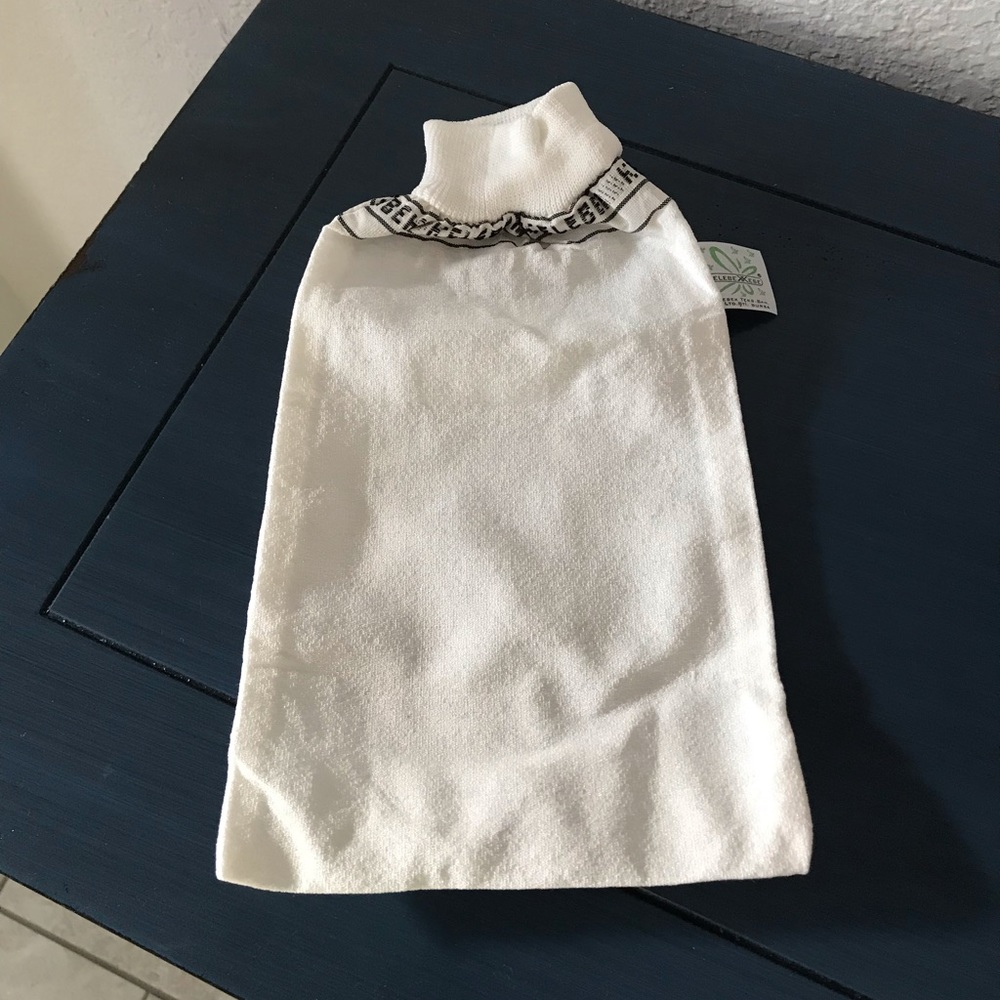 Body exfoliating clothes